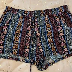 Pattern shorts